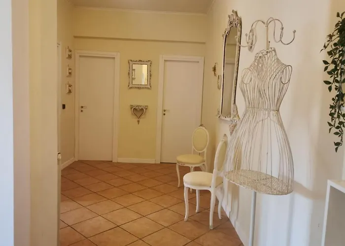 Apartment Domus Flavi, A 10 Minuti Dal Colosseo Rom