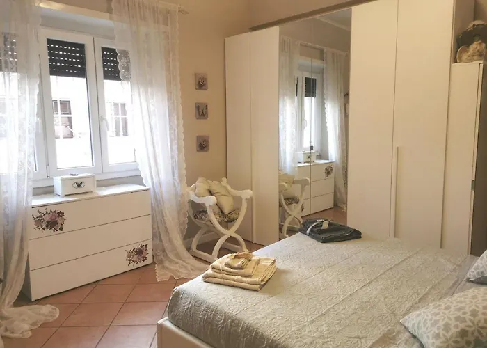 Apartment Domus Flavi, A 10 Minuti Dal Colosseo Rom